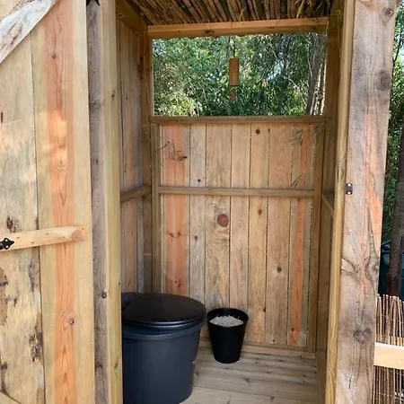 Private Eco Glamping In Alfambras ラグジュアリーテント
